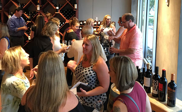 wine-tastings--lakewood-ranch-wine-store-bar